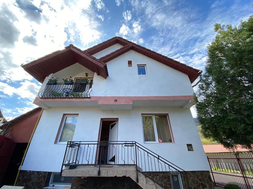 Vila Castelana Caciulata Eksteriør billede