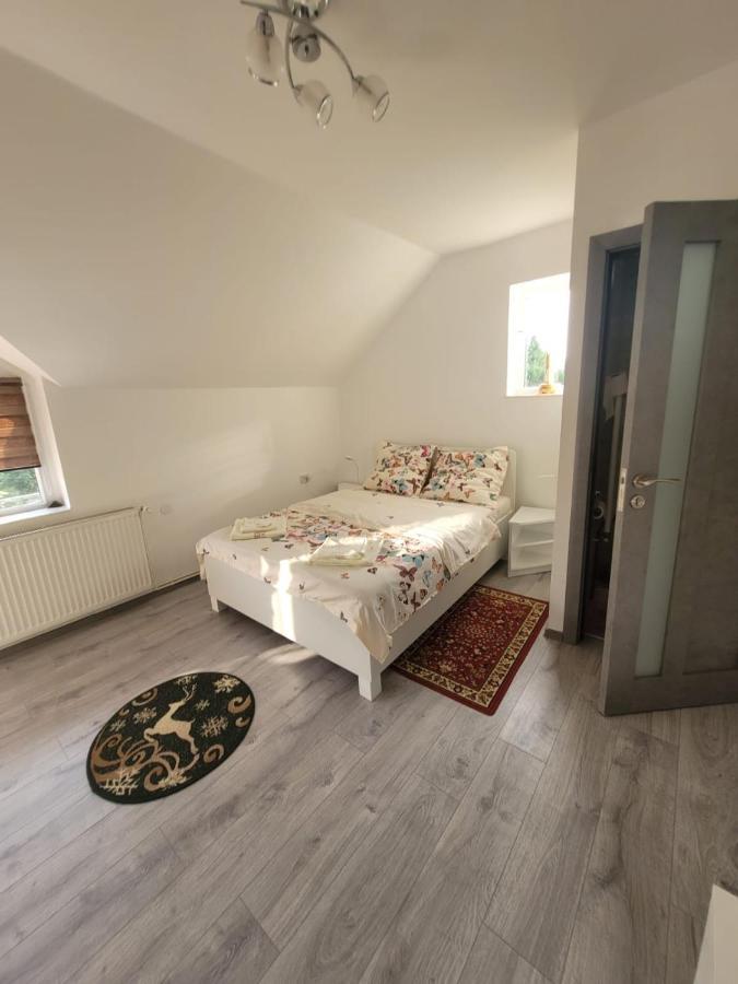 Vila Castelana Caciulata Eksteriør billede